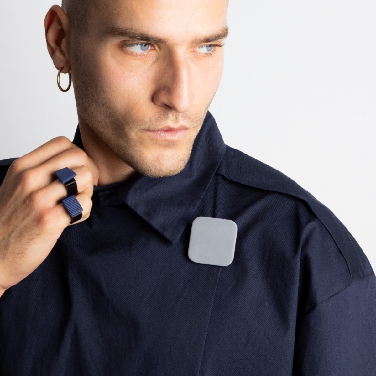 SOLO SQUARE DARK GREY7